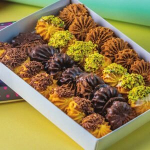 Petit-Four Medium